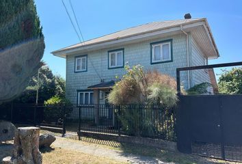 Casa en  Puerto Varas, Llanquihue