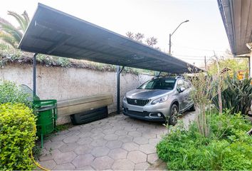 Casa en  La Reina, Provincia De Santiago