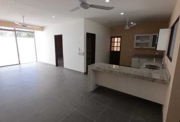 Casa en  Calle 20, Chuburna De Hidalgo, Mérida, Yucatán, 97205, Mex