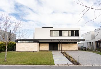 Casa en  Albanueva, Partido De Tigre