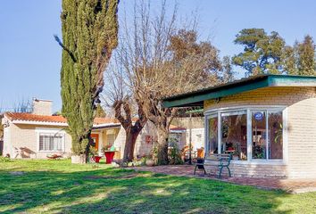 Casa en  Carmen De Areco, Partido De Carmen De Areco