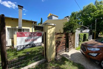 Casa en  Villa Elisa, Partido De La Plata