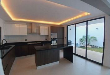 Casa en  Boulevard Cuernavaca, Parque Cuernavaca, Ocoyucan, Puebla, 72865, Mex