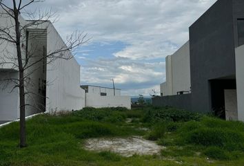 Lote de Terreno en  Calle Country Club Gran Jardín, La Campiña Del Bosque, Fraccionamiento Loma Griega, León, Guanajuato, 37690, Mex