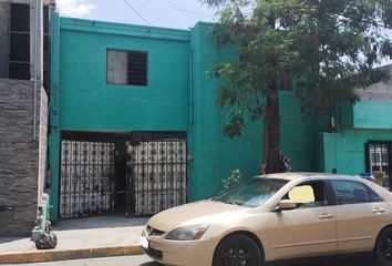 Casa en  Avenida Lázaro Cárdenas, Alfareros, Monterrey, Nuevo León, 64750, Mex