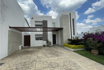 Casa en  Fraccionamiento Cumbres Del Lago, Municipio De Querétaro