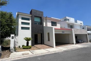 Casa en  Rincón De Sierra Alta, Monterrey