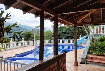 Villa-Quinta en  Barbosa, Antioquia