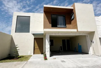 Casa en fraccionamiento en  Calle Manantiales, Manantiales Del Valle, Ramos Arizpe, Coahuila De Zaragoza, 26452, Mex