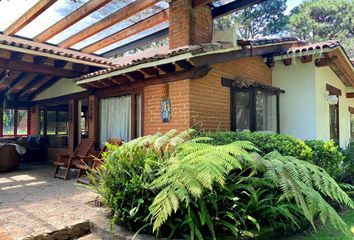 Casa en condominio en  Avándaro, Valle De Bravo