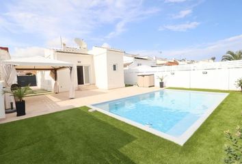 Chalet en  Distrito 1 - Centro - El Chaparral, Torrevieja