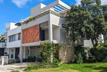 Casa en condominio en  Puerto Cancún, Cancún, Quintana Roo