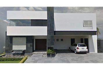 Casa en  Fraccionamiento Cumbres Del Lago, Municipio De Querétaro