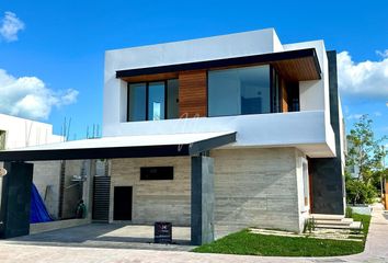 Casa en  Lagos Del Sol, Cancún, Quintana Roo