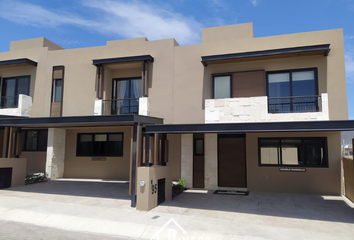 Casa en condominio en  Calle El Marqués, Ampliación La Piedad, La Piedad, San Miguel Colorado, El Marqués, Querétaro, 76246, Mex