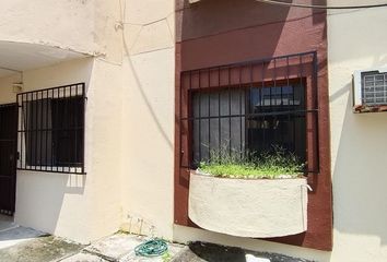 Casa en condominio en  Calle 4 12, Joyas De Mocambo, Veracruz, Boca Del Río, Veracruz De Ignacio De La Llave, 94298, Mex