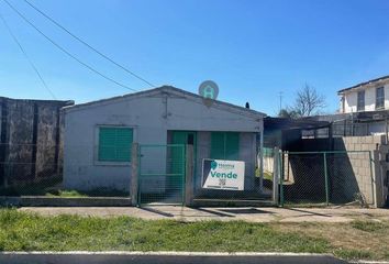 Casa en  Calle Hipólito Vieytes 1701-1799, Rafaela, Castellanos, S2300, Santa Fe, Arg