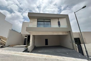 Casa en  Las Granadas Residencial, Monterrey, Nuevo León, Mex