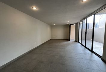 Casa en condominio en  Calle Peña De Bernal, El Refugio Residencial, Querétaro, 76146, Mex