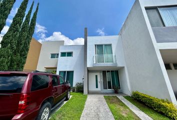 Casa en  La Rioja, Tlajomulco De Zúñiga