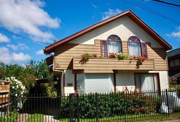 Casa en  Puerto Varas, Llanquihue