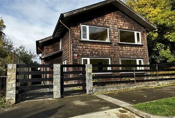 Casa en  Puerto Varas, Llanquihue