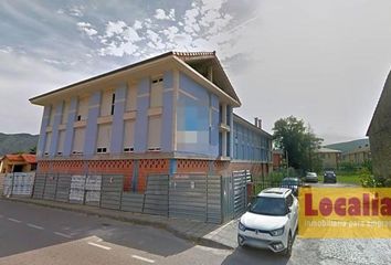 Edificio en  Los Corrales De Buelna, Cantabria