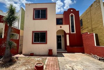 Casa en  Calle 13, Pensiones Vii Etapa, Mérida, Yucatán, 97217, Mex