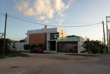 Casa en  Calle 29, Nuevo Yucatán, Mérida, Yucatán, 97147, Mex