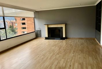 Apartamento en  Niza Norte, Bogotá