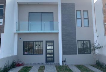 Casa en  Calle Lago Zimapán, Cañadas Del Lago, Corregidora, Querétaro, 76922, Mex