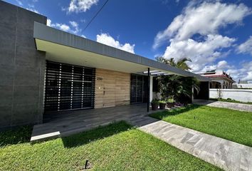 Casa en  Calle 18 98r-98r, Itzimna, Mérida, Yucatán, 97100, Mex