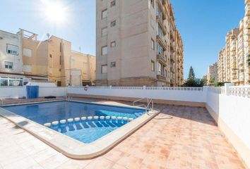 Apartamento en  Distrito 2 - Urbanizaciones - Los Naúfragos, Torrevieja