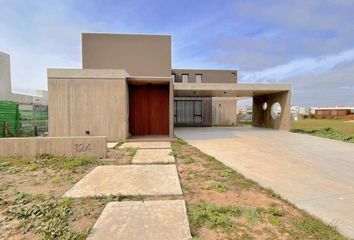 Casa en  Guillermo Hudson, Partido De Berazategui