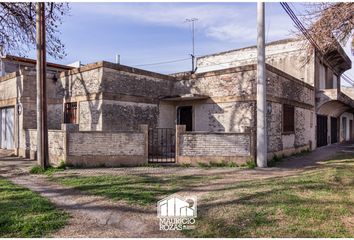 Casa en  Azcuénaga, Rosario