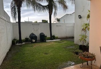 Casa en  Cerrada Saturnino Herrán 40, Nuevo, El Pueblito, Corregidora, Querétaro, 76900, Mex