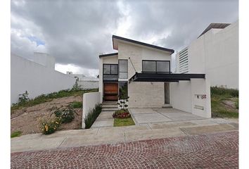 Casa en  Fraccionamiento Cumbres Del Lago, Municipio De Querétaro