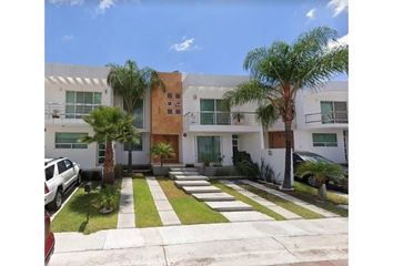 Casa en  Fraccionamiento Cumbres Del Lago, Municipio De Querétaro