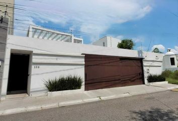 Casa en  Calle Montenegro, Querétaro, 76226, Mex