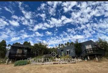 Casa en  Pichilemu, Cardenal Caro