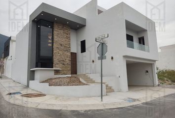 Casa en  Calle Santa Isabel 627-627, Fraccionamiento Santa María, Santa María, García, Nuevo León, 66037, Mex