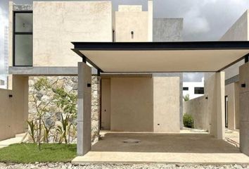 Casa en condominio en  Calle 21, Conkal, Yucatán, 97345, Mex