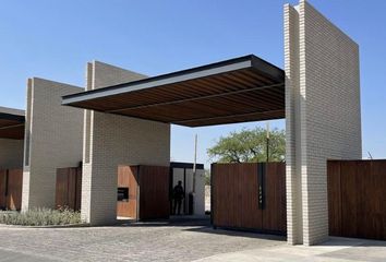 Lote de Terreno en  76146, Santiago De Querétaro, Querétaro, Mex