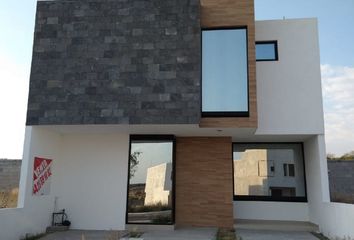 Casa en condominio en  Prolongación Constituyentes Ote, El Marqués, Querétaro, 76267, Mex