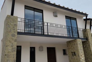 Casa en  Calle Valle Árbol De Jopi, Garambullo, Zibata, Condominio Ceiba, El Marqués, Querétaro, 76269, Mex