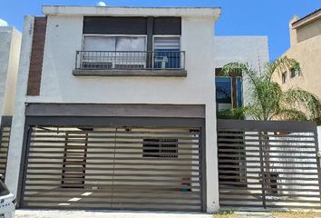 Casa en condominio en  Villas La Rioja, Monterrey