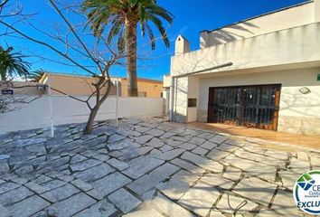 Chalet en  Empuriabrava, Girona Provincia