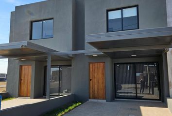 Casa en  Colinas De Manantiales, Córdoba Capital