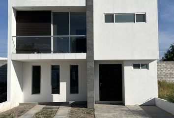 Casa en  Carretera El Pueblito - Huimilpan, Corregidora, Querétaro, 76922, Mex