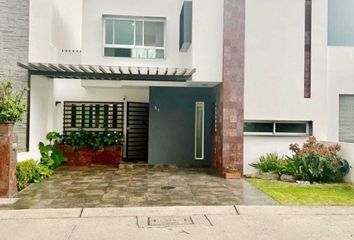 Casa en condominio en  Calle Arbucias, Del Pilar Residencial, San Agustín, Tlajomulco De Zúñiga, Jalisco, 45645, Mex